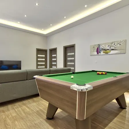 Villa Carob Hills Ghea *