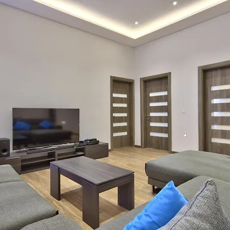Villa Carob Hills Ghea